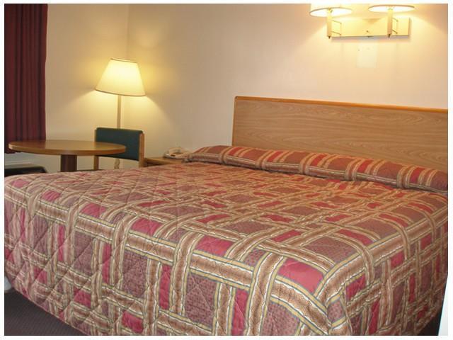 Passport Inn Perry Ruang foto
